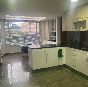 Casa de 5 alcobas en venta en Hacienda San Simon, Bogotá, 343 m² · foto 14 de 19