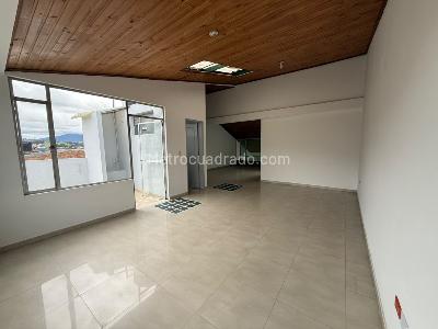 Casa de 5 alcobas en venta en Zipaquira San Carlos, Zipaquirá, 392 m² · foto 11 de 17