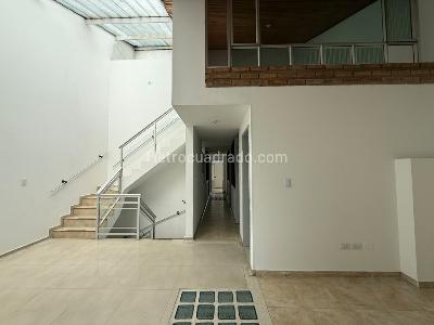 Casa de 5 alcobas en venta en Zipaquira San Carlos, Zipaquirá, 392 m² · foto 16 de 17