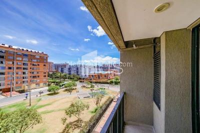 Apartamento en venta en Britalia, Bogotá · foto 2 de 13