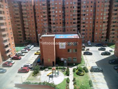 Apartamento en venta en Castilla Nuevo Sol, Bogotá · foto 2 de 19
