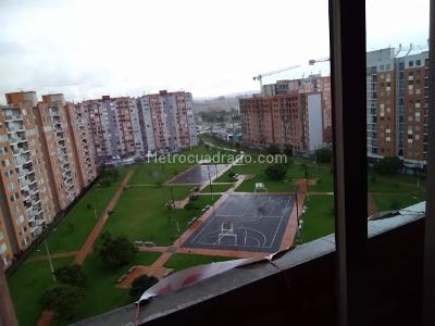 Apartamento en venta en Castilla Nuevo Sol, Bogotá · foto 6 de 19