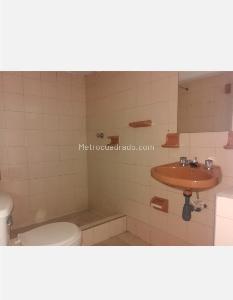 Casa de 5 alcobas en venta en Carvajal Occidental, Bogotá, 450 m² · foto 18 de 20