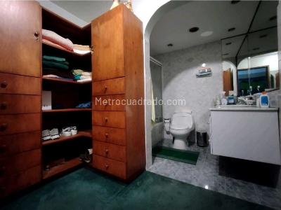 Apartamento en venta en Provenza, Medellín · foto 8 de 17