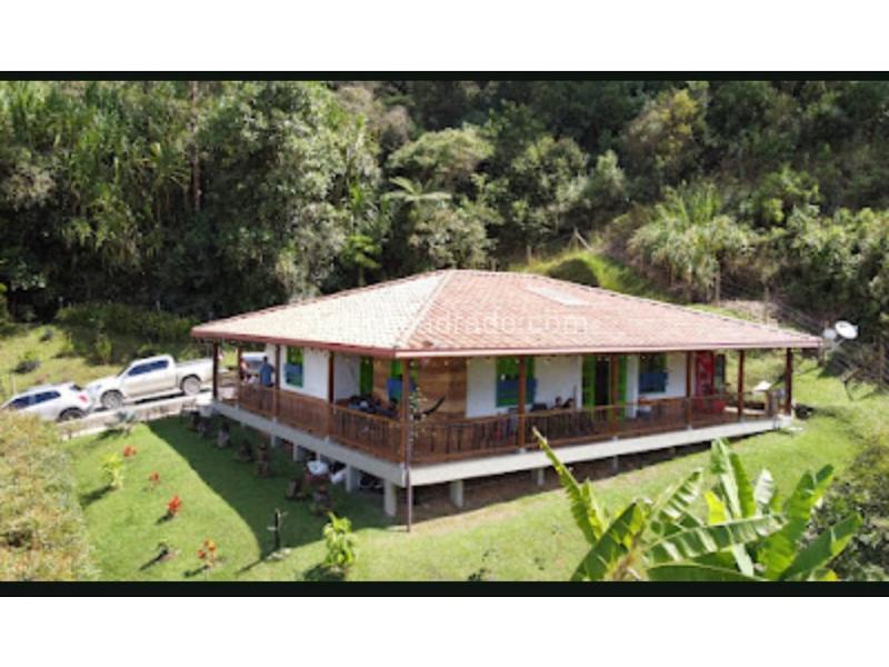 Casa En Venta, Jardin