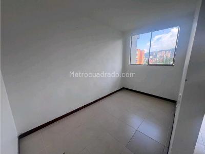 Apartamento de 3 alcobas en venta en El Poblado, Medellín, 78 m² · foto 4 de 20