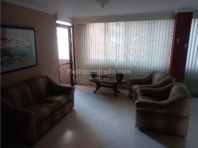 Apartamento de 3 alcobas en venta en Laureles, Medellín, 132 m² · foto 7 de 15