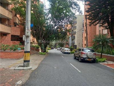 Apartamento de 3 alcobas en venta en Laureles, Medellín, 132 m² · foto 15 de 15