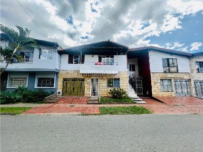 Casa de 4 alcobas en venta en Belen Fatima, Medellín, 133 m² · foto 18 de 18