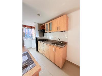 Apartamento de 3 alcobas en venta en Loma De San Jose, Sabaneta, 70 m² · foto 15 de 17