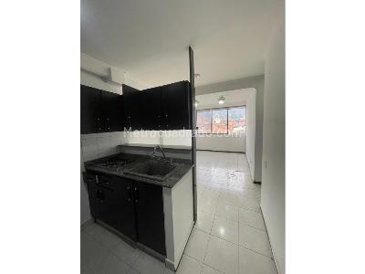 Apartamento de 3 alcobas en venta en Laureles, Medellín, 55 m² · foto 5 de 19