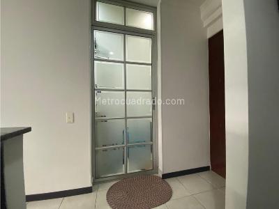 Apartamento de 3 alcobas en venta en Laureles, Medellín, 55 m² · foto 7 de 19