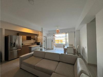 Apartamento de 3 alcobas en venta en Av, Envigado, 85 m² · foto 2 de 8
