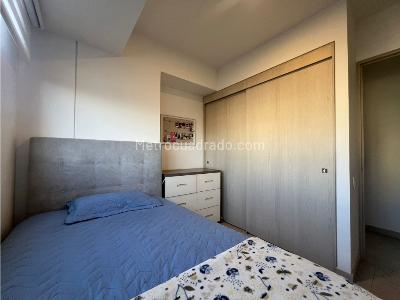 Apartamento de 3 alcobas en venta en Av, Envigado, 85 m² · foto 6 de 8