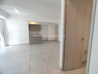 Apartamento de 2 alcobas en venta en Av, Envigado, 72 m² · foto 5 de 15
