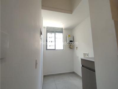 Apartamento de 2 alcobas en venta en Av, Envigado, 72 m² · foto 13 de 15