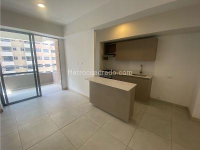 Apartamento de 2 alcobas en venta en Av, Envigado, 72 m² · foto 3 de 15
