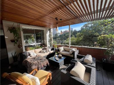Apartamento de 2 alcobas en venta en San Lucas, Medellín, 218 m² · foto 4 de 13