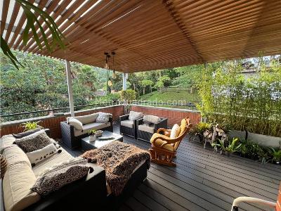 Apartamento de 2 alcobas en venta en San Lucas, Medellín, 218 m² · foto 5 de 13