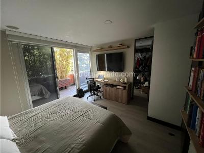 Apartamento de 2 alcobas en venta en San Lucas, Medellín, 218 m² · foto 8 de 13