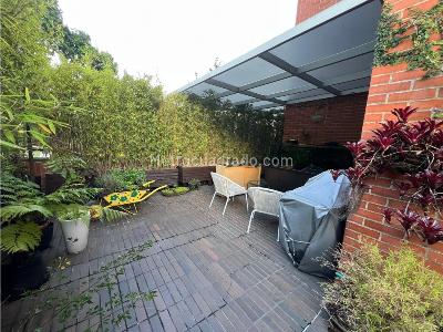 Apartamento de 2 alcobas en venta en San Lucas, Medellín, 218 m² · foto 12 de 13