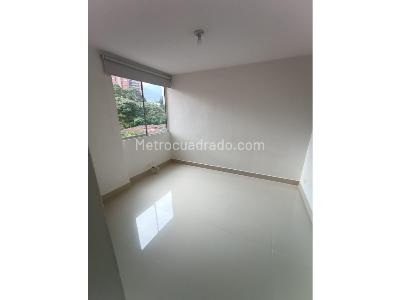 Apartamento de 3 alcobas en venta en San Remo, Sabaneta, 56 m² · foto 11 de 14