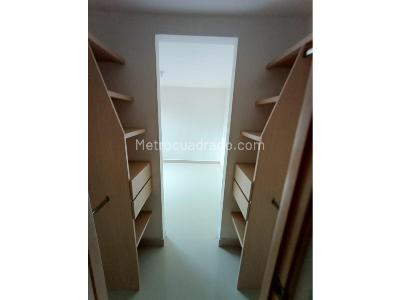 Apartamento de 3 alcobas en venta en San Remo, Sabaneta, 56 m² · foto 12 de 14