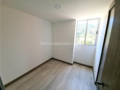 Apartamento de 2 alcobas en venta en Cañaveralejo, Sabaneta, 60 m² · foto 12 de 15