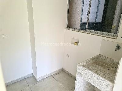 Apartamento de 2 alcobas en venta en Cañaveralejo, Sabaneta, 60 m² · foto 5 de 15