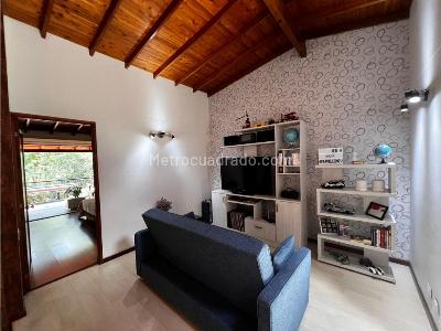 Casa de 3 alcobas en venta en Cumbres, Envigado, 164 m² · foto 9 de 20