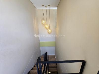 Apartamento en venta en Altos Del Poblado, Medellín · foto 7 de 18