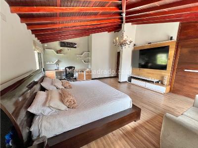 Casa de 3 alcobas en venta en El Carmelo, Sabaneta, 350 m² · foto 20 de 20