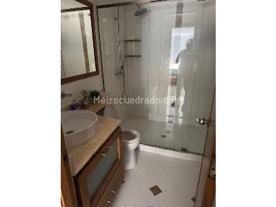 Apartamento de 2 alcobas en venta en Avesmaria, Sabaneta, 140 m² · foto 2 de 17