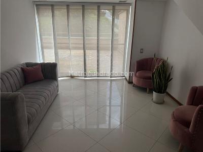 Apartamento de 2 alcobas en venta en Avesmaria, Sabaneta, 140 m² · foto 5 de 17