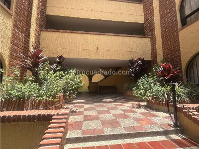 Apartamento en venta en Florida Nueva, Medellín · foto 18 de 20