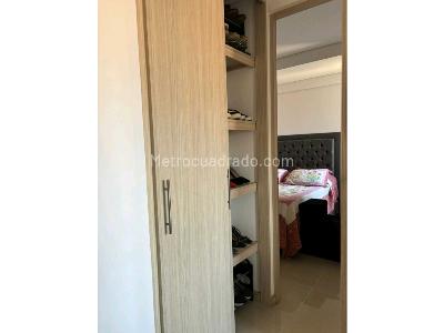 Apartamento de 3 alcobas en venta en Parque, Itagüí, 70 m² · foto 6 de 19