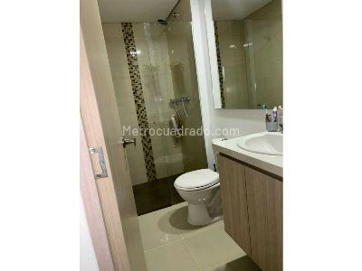 Apartamento de 3 alcobas en venta en Parque, Itagüí, 70 m² · foto 8 de 19