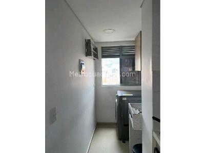Apartamento de 3 alcobas en venta en Parque, Itagüí, 70 m² · foto 10 de 19