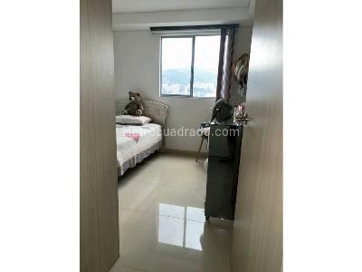 Apartamento de 3 alcobas en venta en Parque, Itagüí, 70 m² · foto 14 de 19