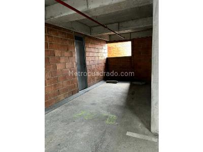 Apartamento de 3 alcobas en venta en Parque, Itagüí, 70 m² · foto 18 de 19