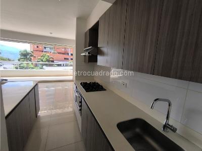 Apartamento de 3 alcobas en venta en Loma De Las Brujas, Envigado, 97 m² · foto 19 de 20