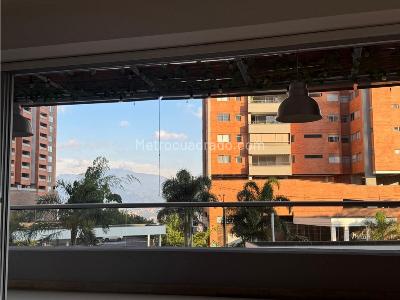 Apartamento de 3 alcobas en venta en Loma De Las Brujas, Envigado, 97 m² · foto 5 de 20