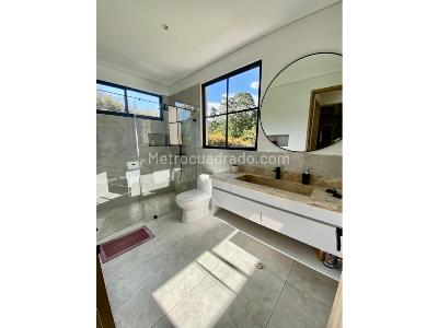 Casa de 3 alcobas en venta en Llanogrande, Rionegro, 230 m² · foto 12 de 13