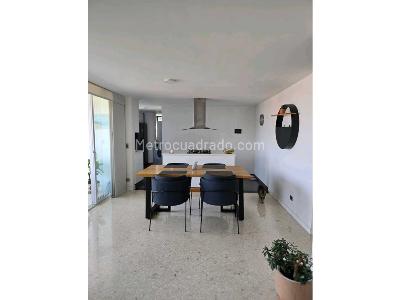 Apartamento en venta en El Poblado, Medellín · foto 2 de 15