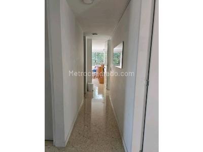 Apartamento en venta en El Poblado, Medellín · foto 5 de 15
