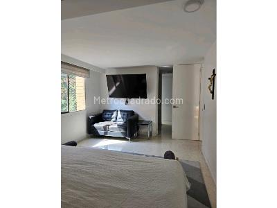 Apartamento en venta en El Poblado, Medellín · foto 13 de 15