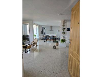 Apartamento en venta en El Poblado, Medellín · foto 14 de 15