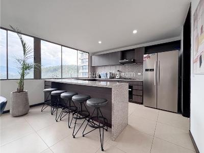Apartamento de 4 alcobas en venta en El Poblado, Medellín, 164 m² · foto 5 de 20