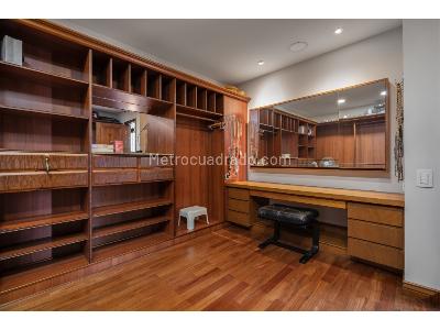 Apartamento de 4 alcobas en venta en El Poblado, Medellín, 386 m² · foto 10 de 16