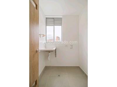 Apartamento en venta en Ditaires, Itagüí · foto 13 de 16
